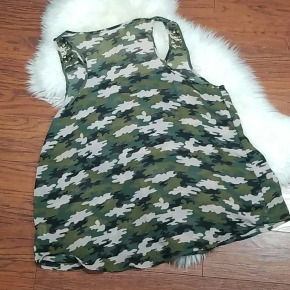 Iris Los Angeles Plus Racer Back Camo Tank Top - Picture 2 of 7